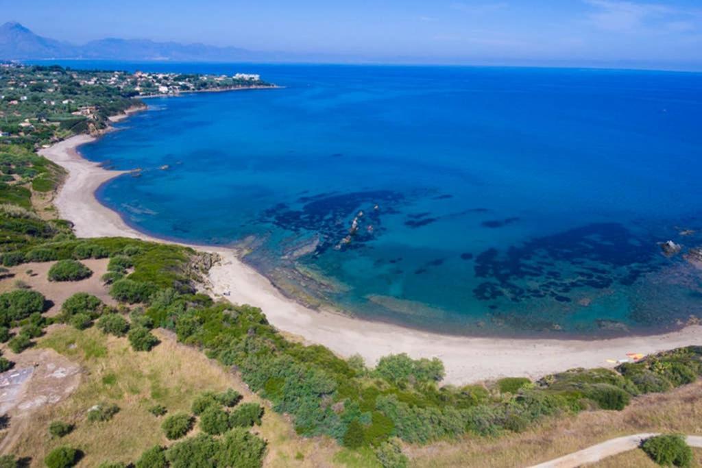 Hh Selection Emiro Villa Lascari Kültér fotó